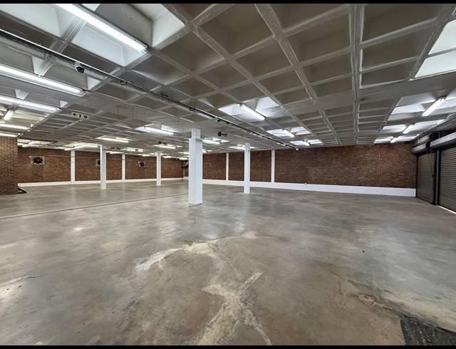 4,810M² BUILDING FOR SALE IN FERNDALE